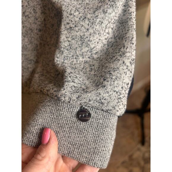 Lorna Jane Women's Grey/Black Mesh Short Sleeve Pullover XSmall 0-4 BOGO - Picture 6 of 11